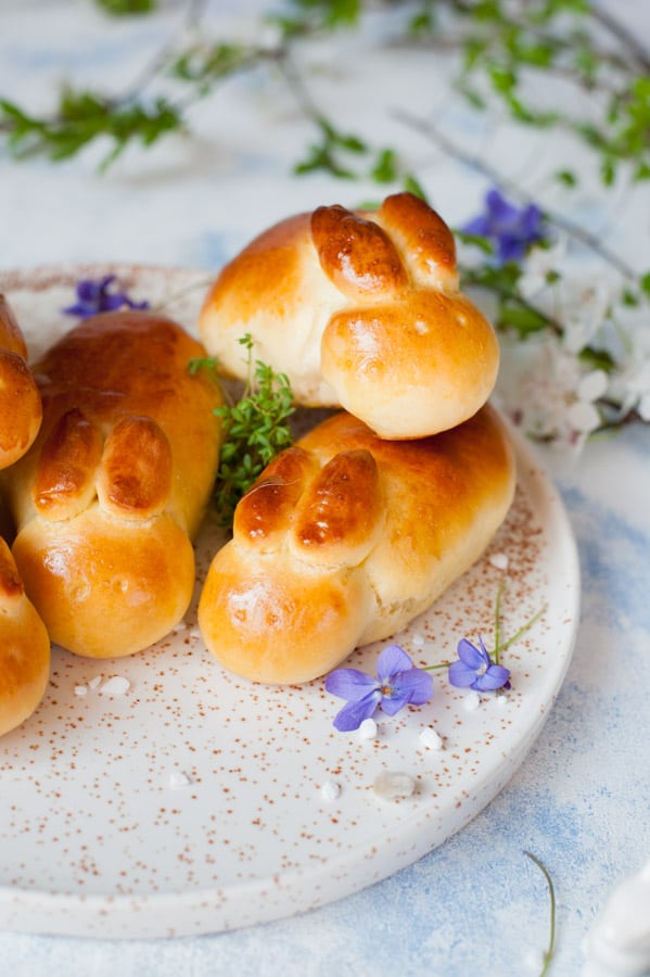 Easter bunny rolls - super adorable breakfast buns - Everyday Delicious