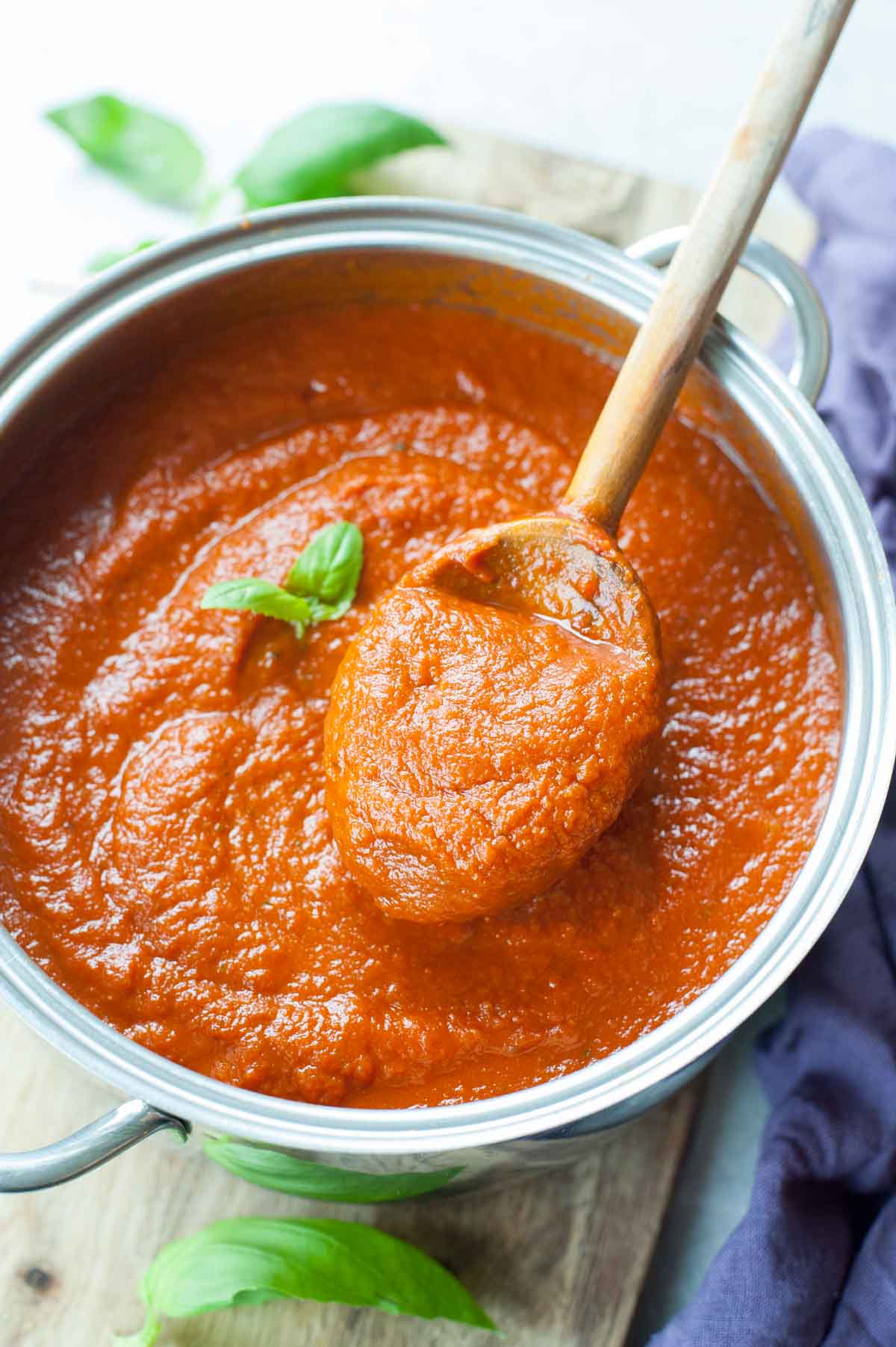 Meatless tomato sauce in a pot.