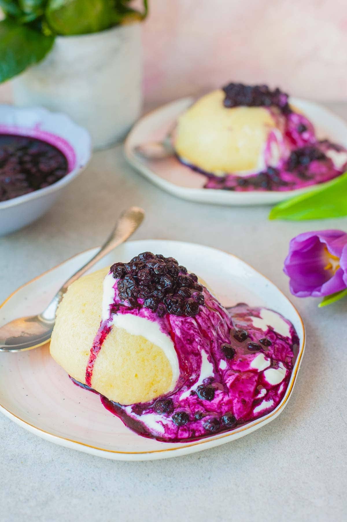 Fluffy sweet steamed buns with blueberry sauce - Everyday Delicious