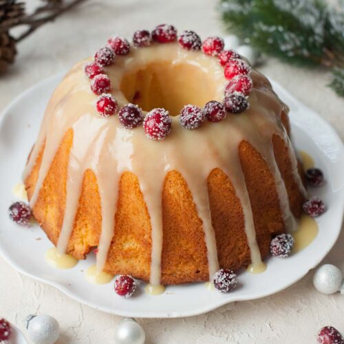 Orange Cranberry Bundt Cake - Easy Cristmas Bundt Cake