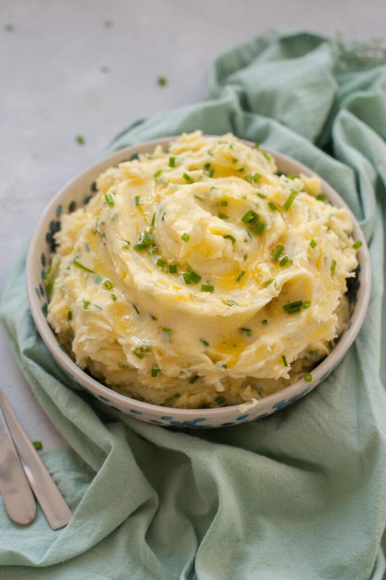 Sour Cream Mashed Potatoes - Everyday Delicious