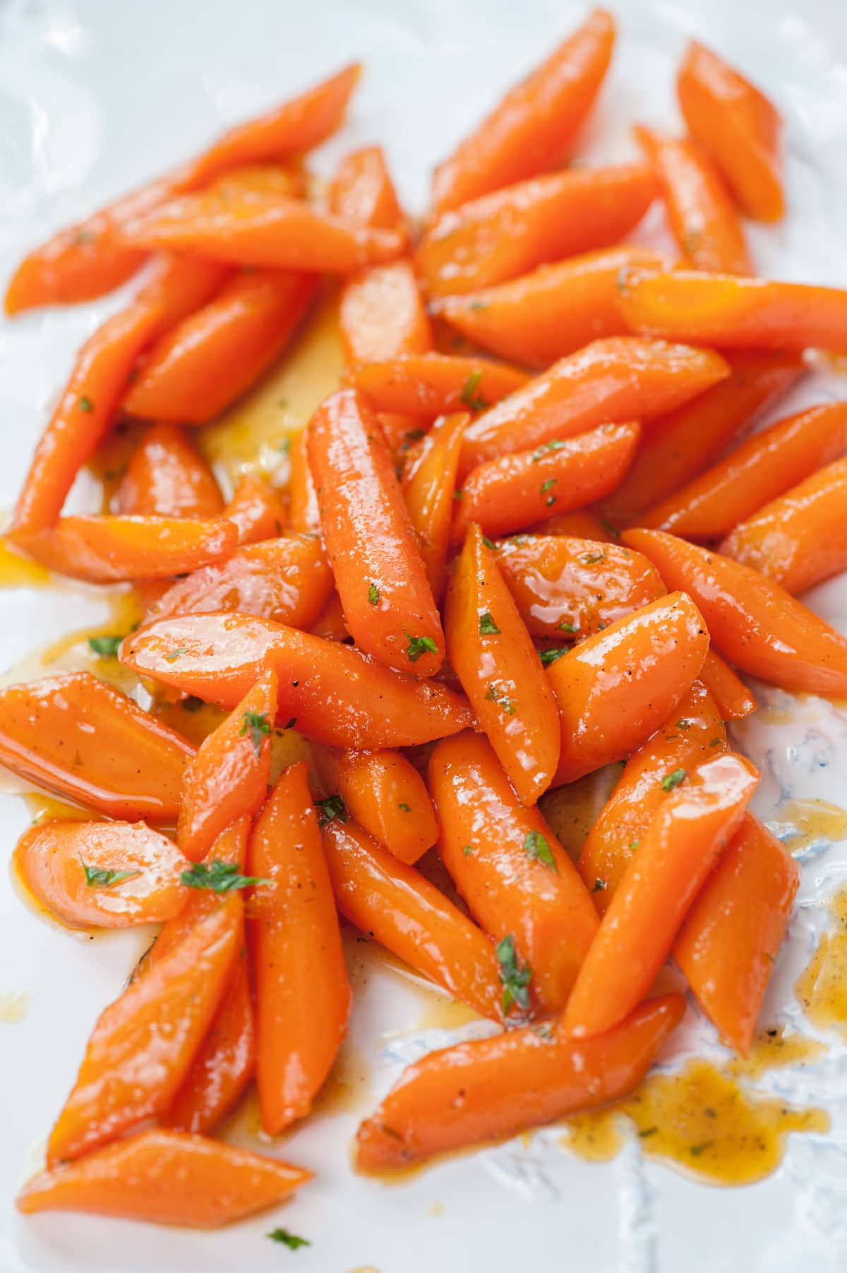 Honey Glazed Carrots (quick stovetop glazed carrots) - Everyday