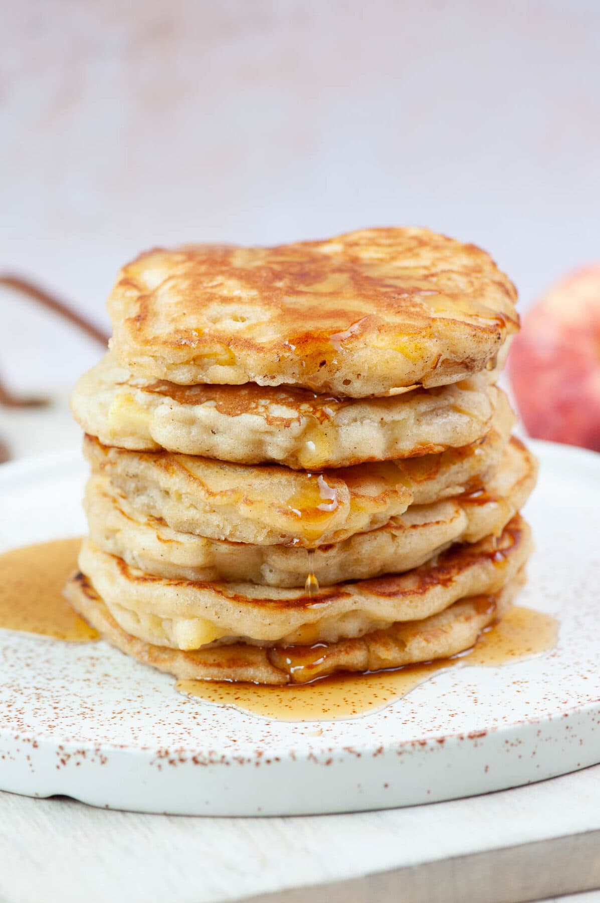 Apple Cinnamon Pancakes - Everyday Delicious