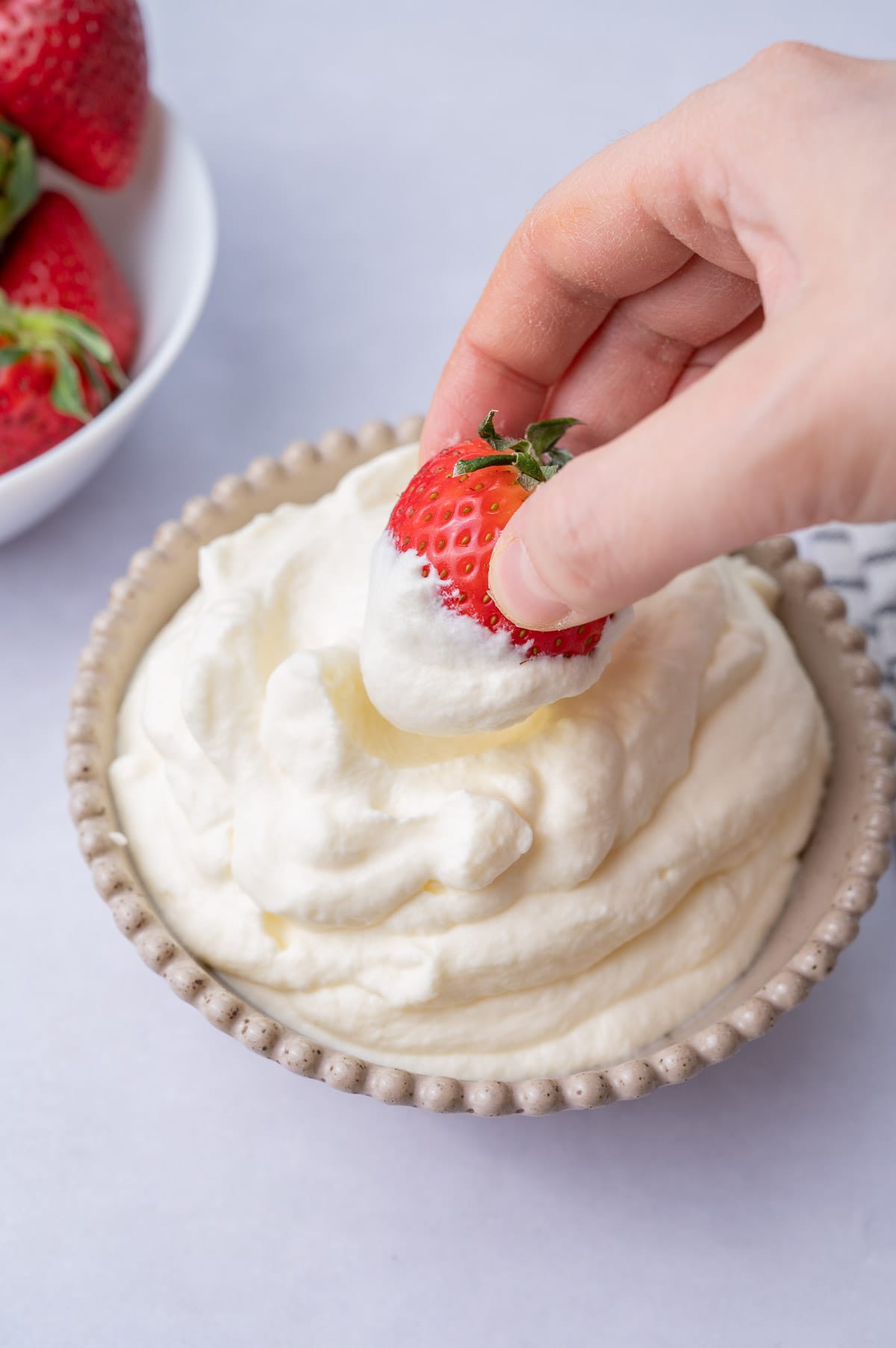https://www.everyday-delicious.com/wp-content/uploads/2022/01/how-to-make-whipped-cream-everyday-delicious-2.jpg