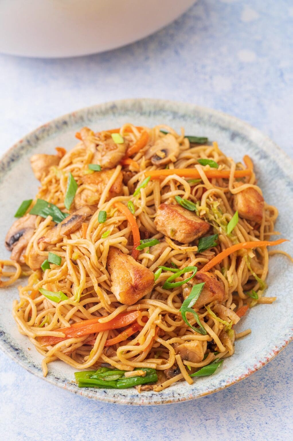 Chicken Chow Mein - Everyday Delicious