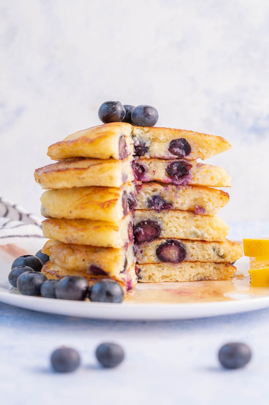 Blueberry Buttermilk Pancakes Everyday Delicious 