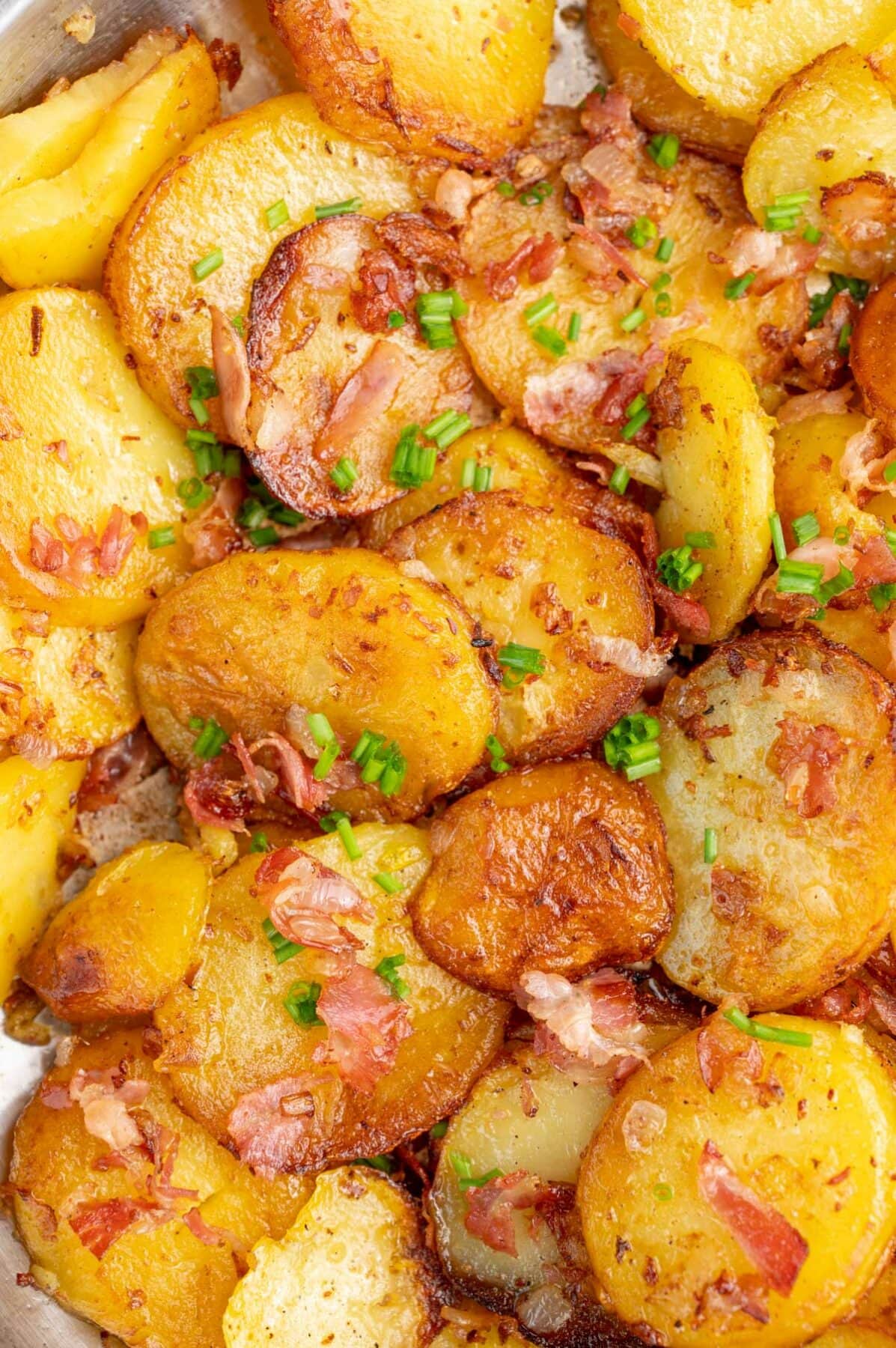 Bratkartoffeln (German fried potatoes with bacon and onions)